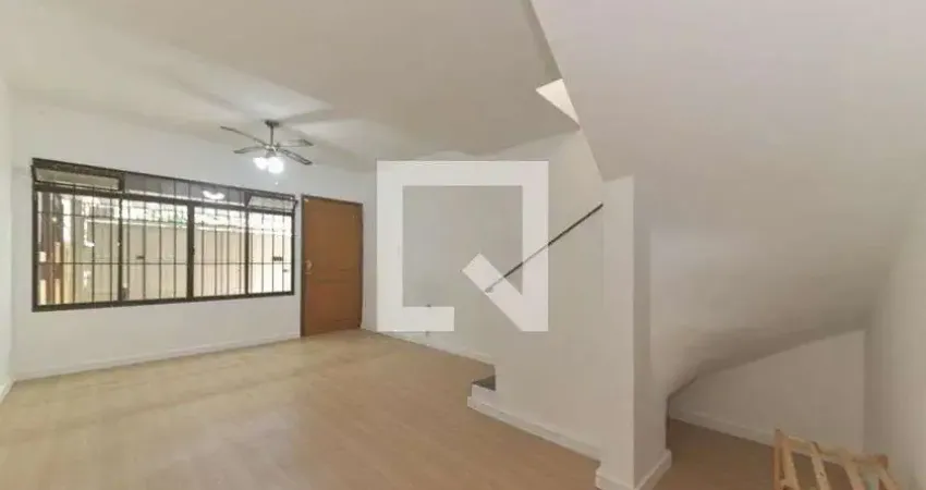 Casa com 2 quartos para alugar na Rua Cataguaz, Campo Belo, São Paulo