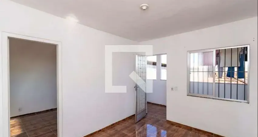 Casa com 1 quarto para alugar na Rua Gérson Ferreira, Ramos, Rio de Janeiro