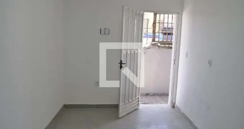 Casa com 1 quarto para alugar na Rua Joaquim Meier, Méier, Rio de Janeiro