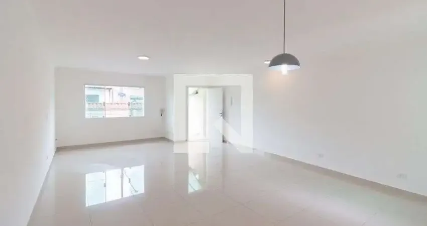 Casa com 3 quartos para alugar na Rua Antônio Ferreira Álvares, Butantã, São Paulo