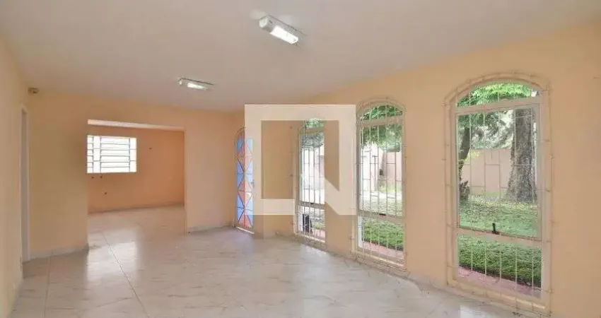 Casa com 3 quartos para alugar na Rua Gastão Câmara, Bigorrilho, Curitiba