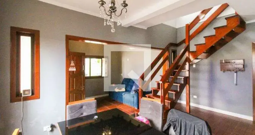 Casa com 4 quartos para alugar na Rua Vereador Alcides Nascimento, Rio Branco, Canoas