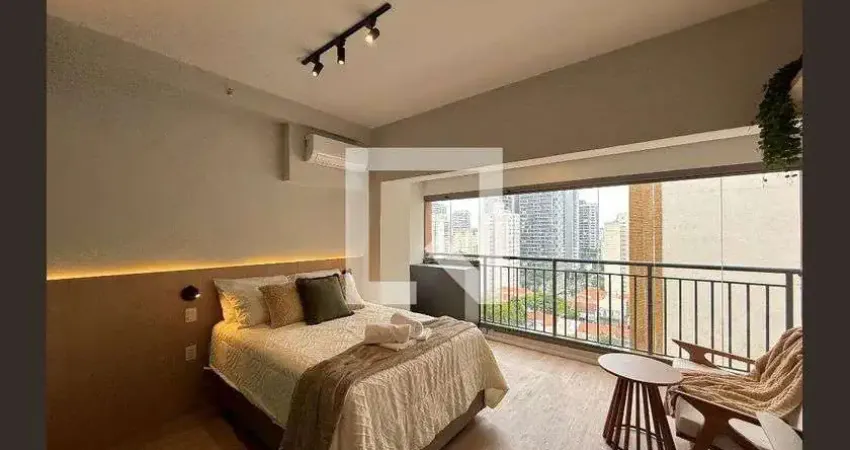 Kitnet / Stúdio para alugar na Avenida Santo Amaro, Chácara Santo Antônio, São Paulo