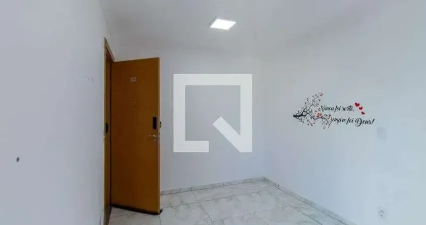 Apartamento com 2 quartos para alugar na Rua Américo Floriano de Toledo, Lajeado, Cotia