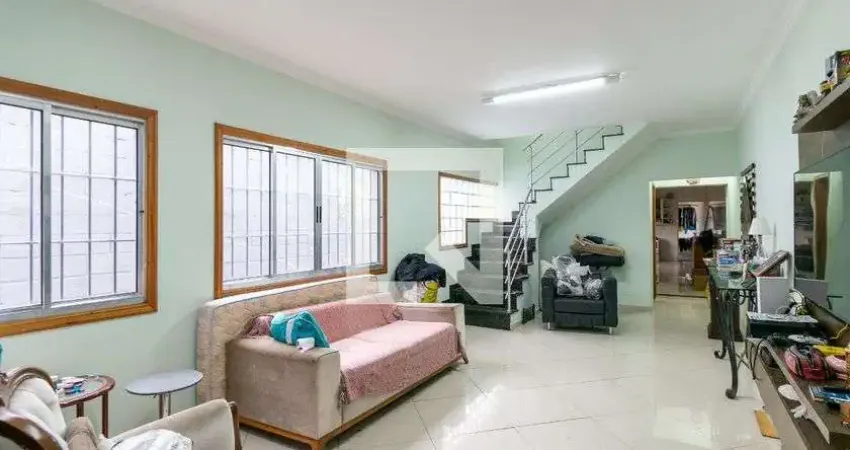 Casa com 3 quartos para alugar na Rua das Oiticicas, Jabaquara, São Paulo