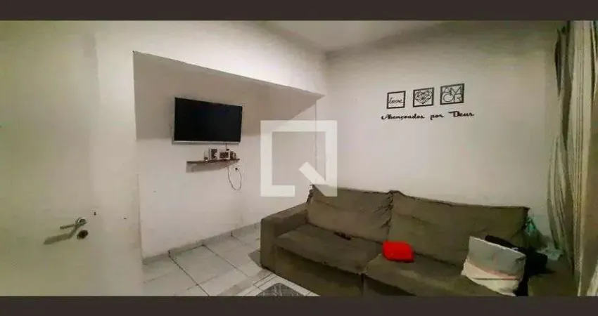 Casa com 2 quartos para alugar na Rua Américo da Silva, Jardim Roberto, Osasco