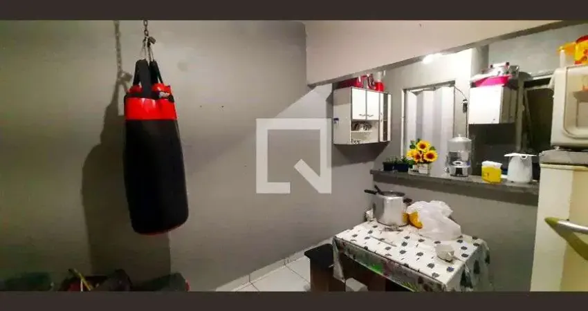 Casa com 1 quarto para alugar na Rua Américo da Silva, Jardim Roberto, Osasco