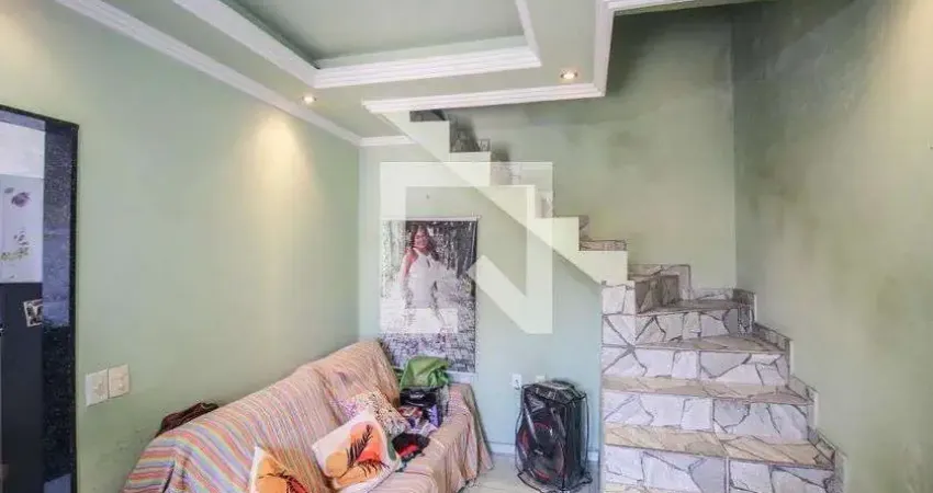 Casa com 2 quartos para alugar na Estrada dos Expedicionários, Centro, Nilópolis