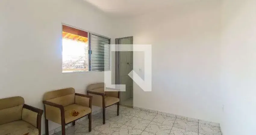 Casa com 1 quarto para alugar na Rua Acaiacá, Itaquera, São Paulo