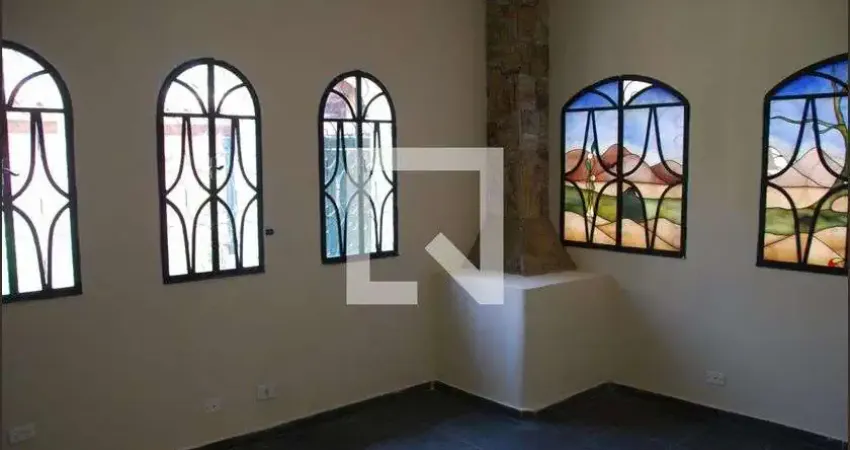 Casa com 5 quartos para alugar na Rua Antônio Lourenço, Água Fria, São Paulo