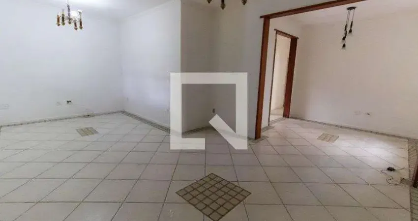 Casa com 3 quartos para alugar na Rua Doutor Edgar Borges, Serra Grande, Niterói