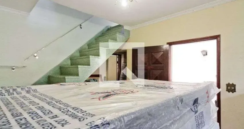 Casa com 3 quartos para alugar na Rua Constantino Neri, Piqueri, São Paulo