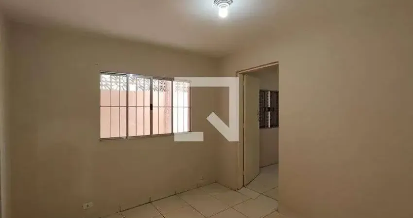 Casa com 1 quarto para alugar na Rua Jacarandá do Campo, Vila Jacuí, São Paulo