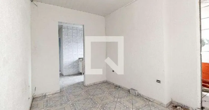 Casa com 2 quartos para alugar na Avenida Maraial, Artur Alvim, São Paulo