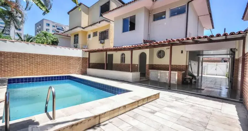 Casa / sobrado em condomínio para aluguel - freguesia , 3 quartos, 256 m² - rio de janeiro