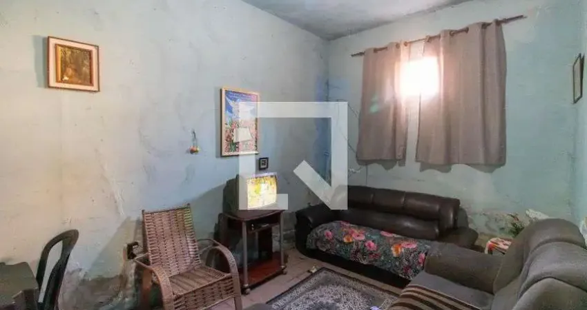 Casa com 2 quartos para alugar na Rua João Agapito, Rocha, São Gonçalo