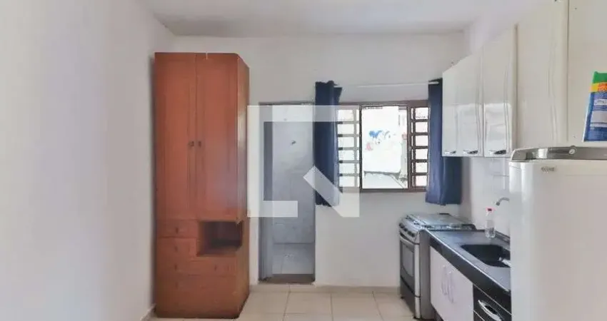 Casa com 1 quarto para alugar na Rua Paulo Augusto Signore, Vila Dalva, São Paulo