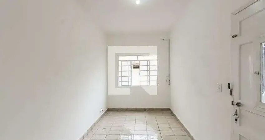 Casa com 2 quartos para alugar na Rua Sebastião Muniz, Ponte Rasa, São Paulo