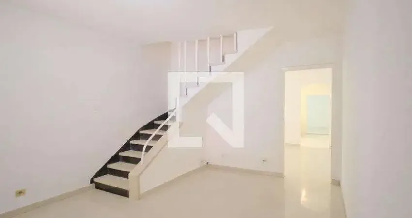 Casa com 3 quartos para alugar na Rua Araci, Tatuapé, São Paulo