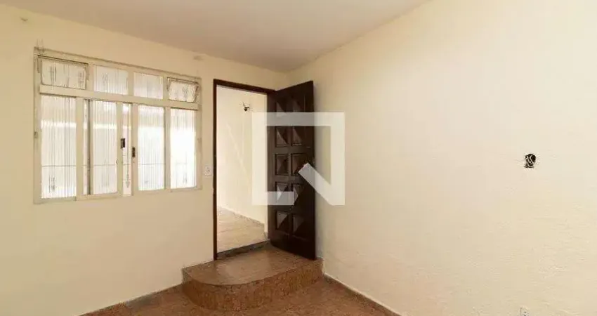 Casa com 3 quartos para alugar na Rua Rancho Verde, Cangaíba, São Paulo