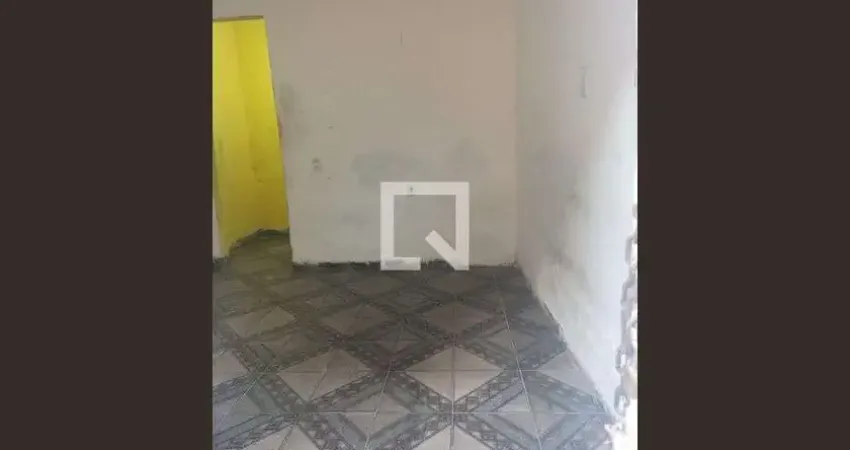 Casa com 1 quarto para alugar na Rua Tomás Édison, Da Mina, Nilópolis