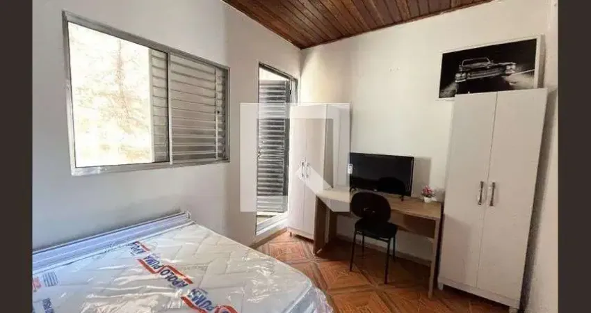 Casa com 1 quarto para alugar na Rua Eduardo Pereira, Jabaquara, São Paulo