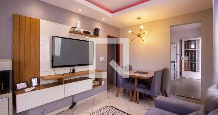 Casa com 2 quartos para alugar na Travessa Marciano Farias, Mangueira, São Gonçalo