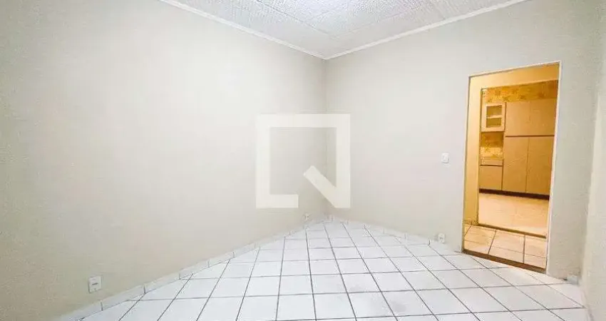 Casa com 2 quartos para alugar na Rua Rocha Lima, Casa Verde, São Paulo