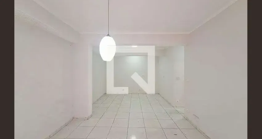 Casa com 3 quartos para alugar na Rua Capitão Sérvio Rodrigues Caldas, Água Fria, São Paulo