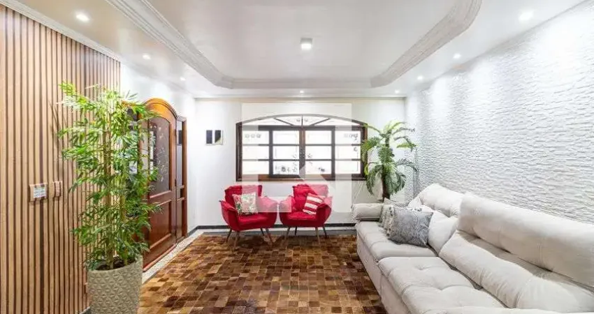 Casa com 3 quartos para alugar na Rua Cláudio Barnabé, Cangaíba, São Paulo