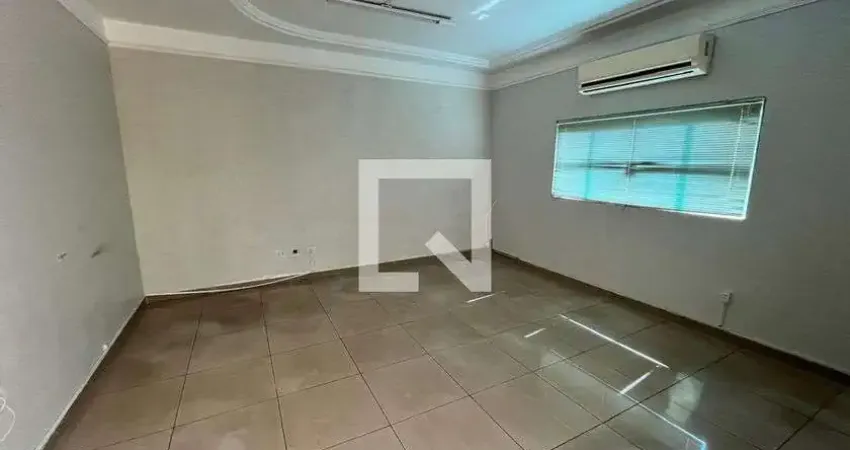 Casa para aluguel - alto umuarama, 4 quartos,  215 m² - uberlândia