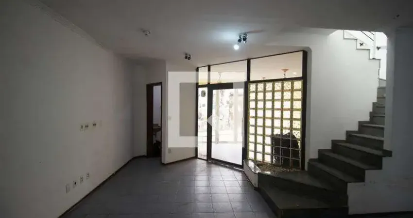 Casa com 4 quartos para alugar na Rua Coronel José Loureiro, Centro, Sorocaba