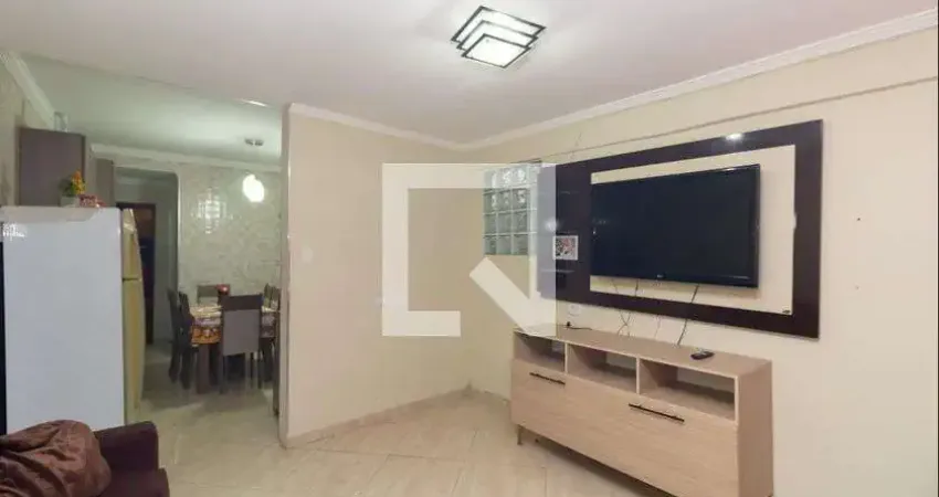 Casa com 1 quarto para alugar na Rua Pedra Dourada, Jardim Robru, São Paulo