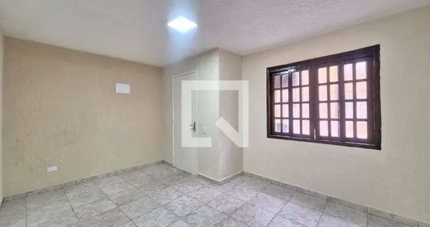 Casa com 2 quartos para alugar na Rua Leonardo Jones Júnior, Barra Funda, São Paulo