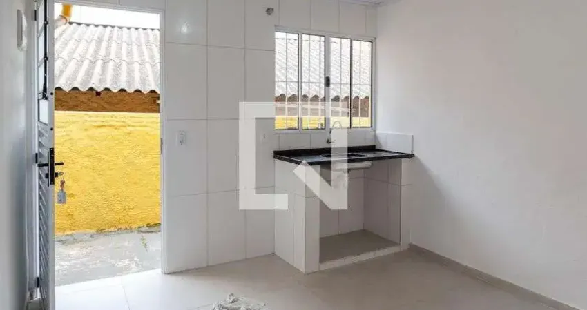 Casa com 1 quarto para alugar na Avenida Emílio Ribas, Gopoúva, Guarulhos