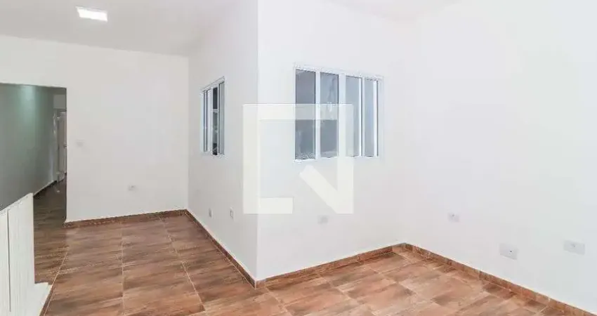 Casa com 2 quartos para alugar na Rua Brigadeiro Galvão, Barra Funda, São Paulo