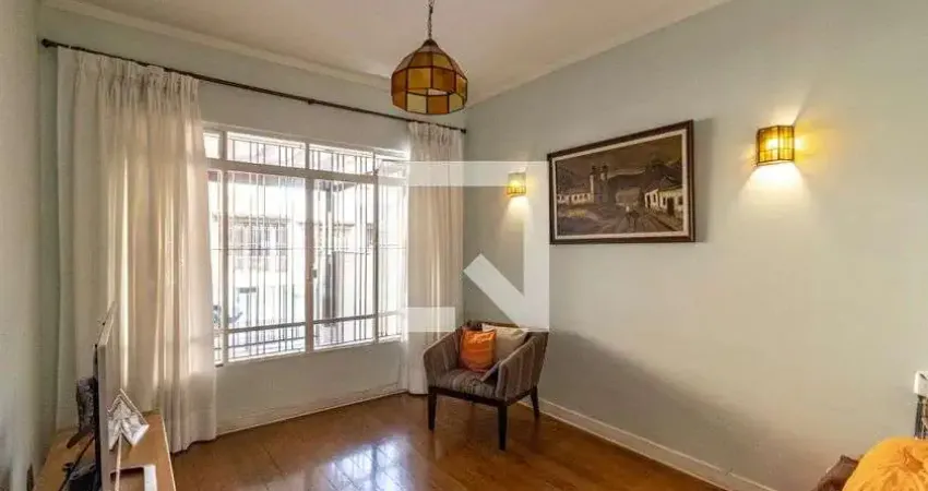 Casa com 3 quartos para alugar na Rua Xavier de Almeida, Ipiranga, São Paulo