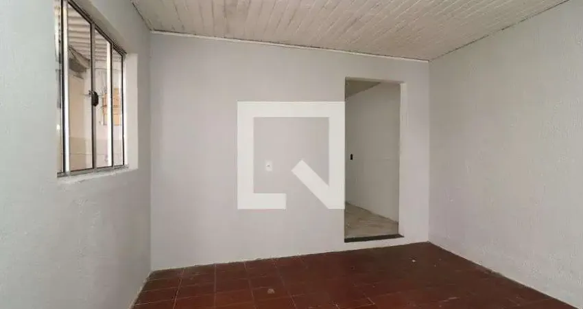 Casa com 1 quarto para alugar na Rua Domingos do Sacramento, Vila Jacuí, São Paulo