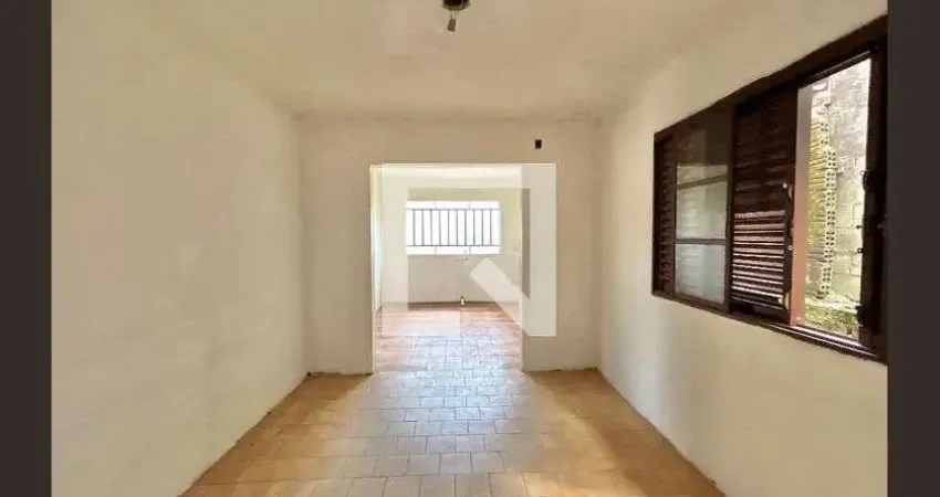 Casa com 3 quartos para alugar na Rua Caramuru, Campina, São Leopoldo