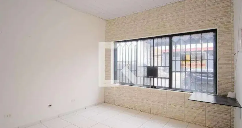 Casa com 2 quartos para alugar na Rua Xiririca, Vila Carrão, São Paulo
