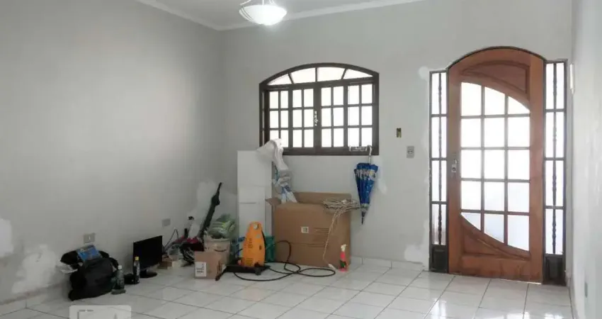 Casa com 3 quartos para alugar na Rua Boleeiro, Itaquera, São Paulo