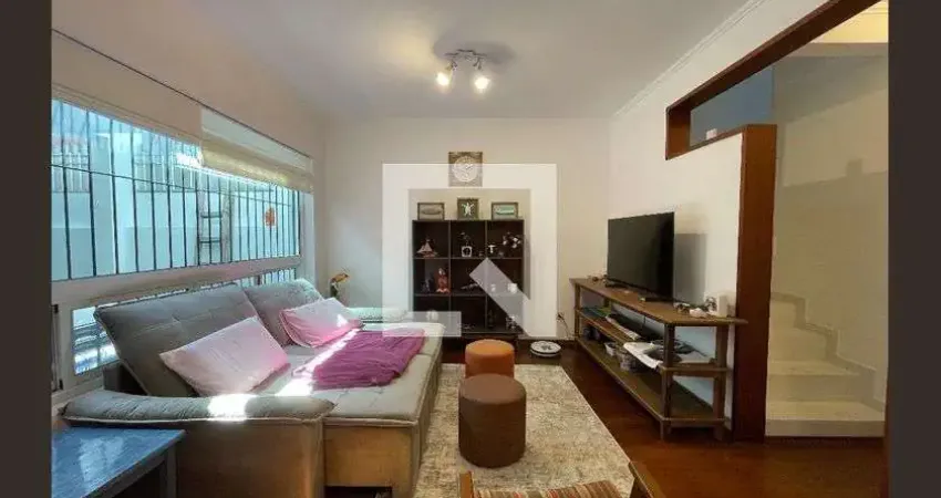 Casa com 3 quartos para alugar na Rua Francisco Pugliesse, Butantã, São Paulo