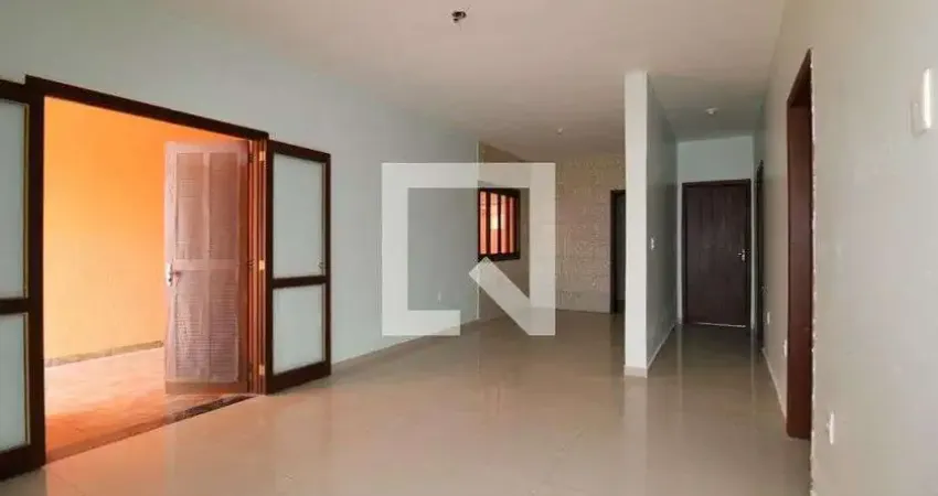 Casa com 3 quartos para alugar na Rua João Francisco Soares de Lima, São José, Canoas