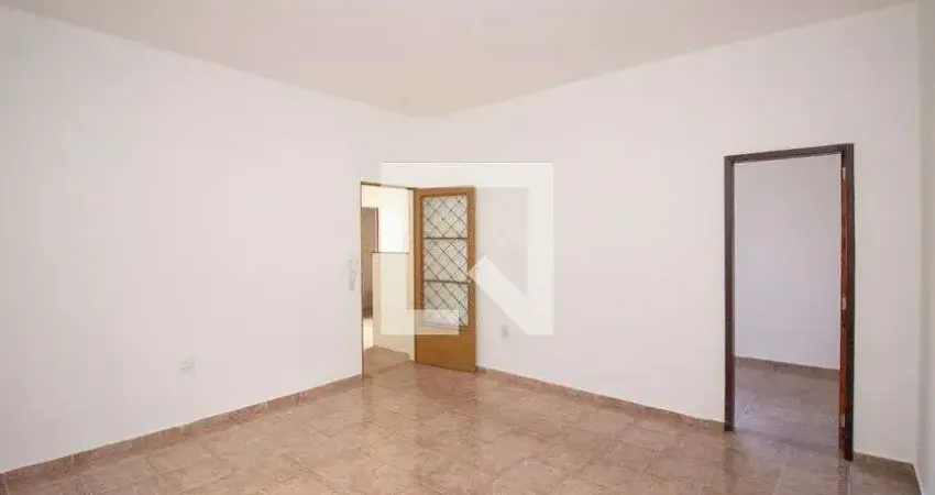 Casa com 4 quartos para alugar na Rua Zamiro Nelson de Souza, Piraguara, Contagem