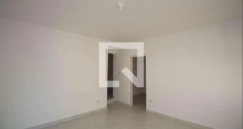 Casa com 2 quartos para alugar na Rua Godofredo Furtado, Vila Mazzei, São Paulo