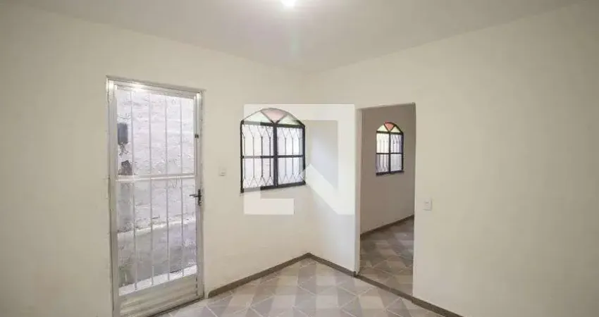 Casa com 1 quarto para alugar na Rua José Ramalho, Nova Cidade, São Gonçalo
