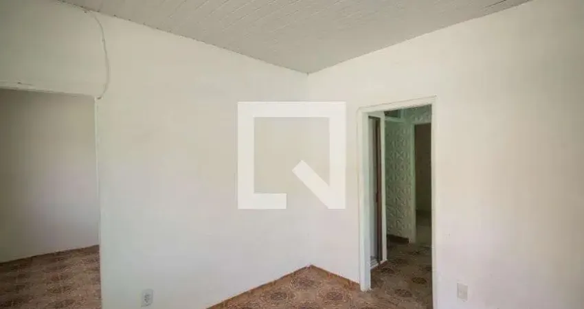 Casa com 2 quartos para alugar na Rua Tobias Barreto, Mutondo, São Gonçalo