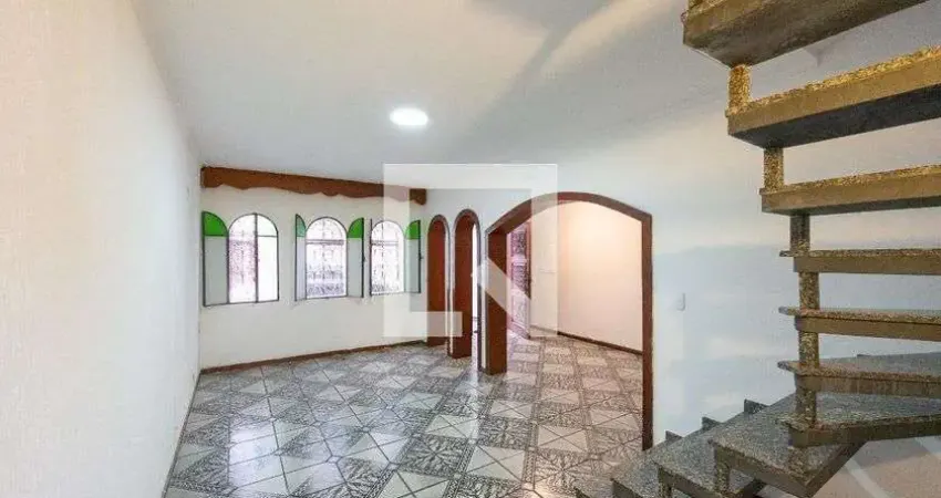 Casa com 3 quartos para alugar na Rua Pero Neto, Saúde, São Paulo