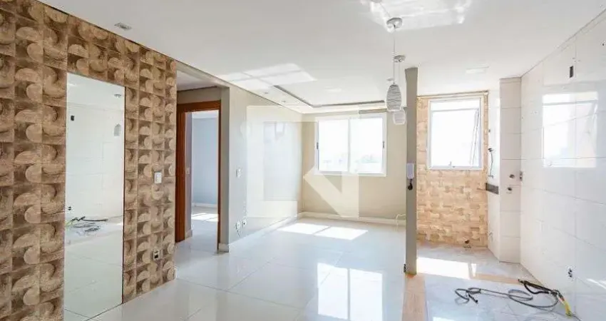 Apartamento com 2 quartos para alugar na Rua Sub Hélio Sansone, Olaria, Canoas