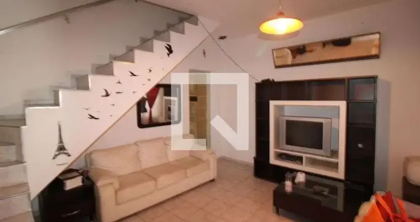 Casa com 3 quartos para alugar na Rua Ênio Voss, Água Fria, São Paulo